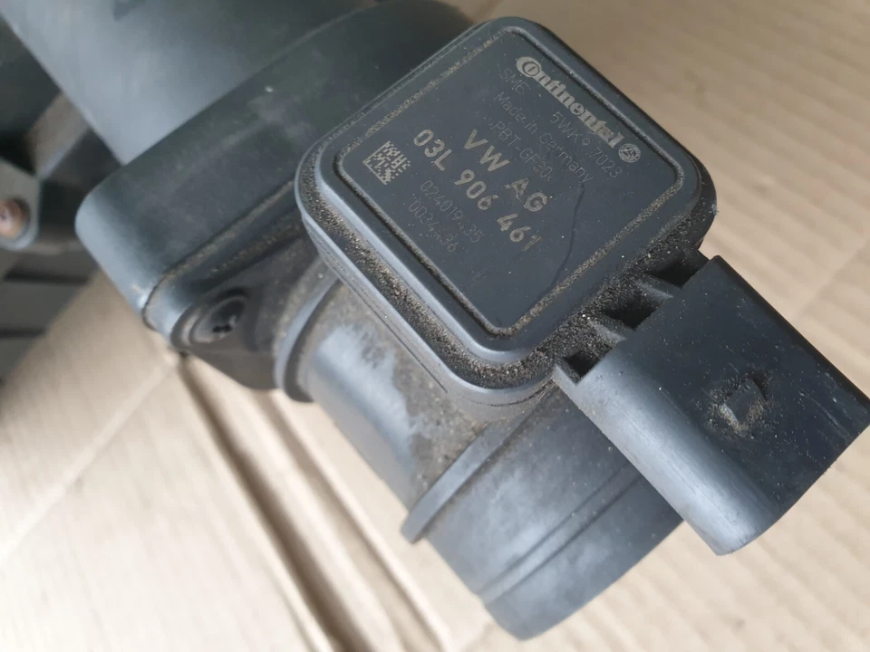 VW Volkswagen Golf MK6 2010 AIR FILTER BOX AND MAF MASS AIRFLOW SENSOR box S4 — 第 2/4 张图片