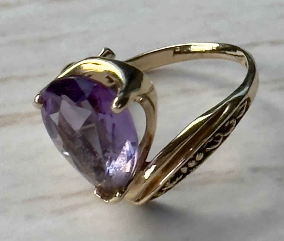 Elegante anel de ouro amarelo e ametista KABANA & Co. 10 quilates - Vintage - Tamanho 7,5 - Imagem 2 de 4