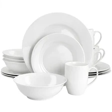 Gibson Home White Cloud Fine Ceramic 16 Piece Dinnerware Set in White