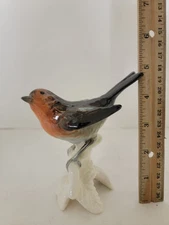 Vintage Goebel Robin West Germany bird Porcelain figurine figure 38225 13 Mint