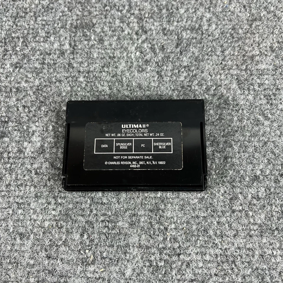 ULTIMA II Eyecolors Quad DATA Spunsilver Beige PC Sheersilver Blue  - Image 3 of 4