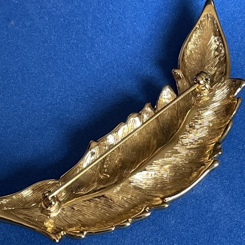 Brooch Pin Signed Monet GoldTone Leaves Feather 3” B19 - Bild 7 von 10