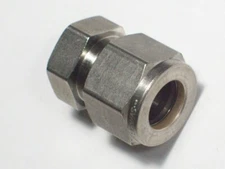 1 - Swagelok Stainless Steel Cap Fitting, 1/2" OD Tube,  SS-810-C