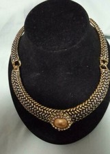 Fashion Jewelry - Gold  Silver color with Rhinestones Concho w/ a magnet