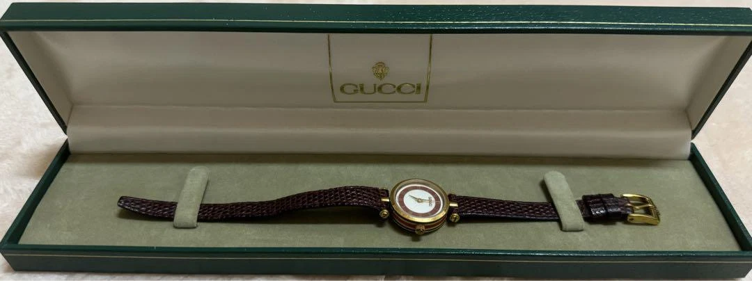Horloge Ceinture Femme Cuir GUCCI Accessoire Mode Authentique Du Japon
