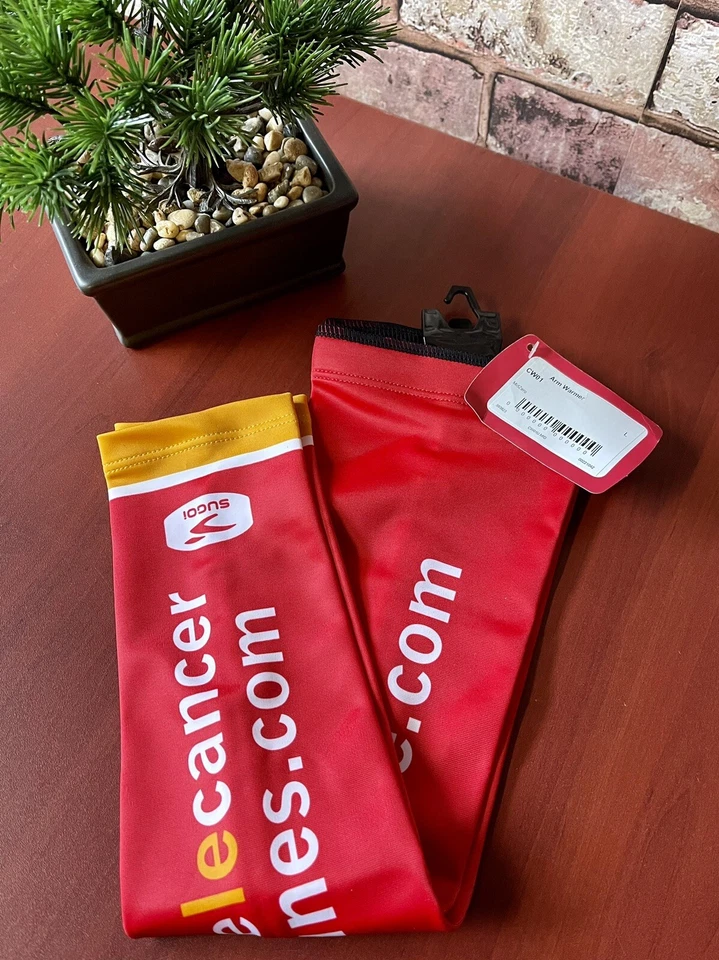 SUGOI ARM WARMERS SIZE L NATIONAL KIDS CANCER RIDE Foto 4 de 4