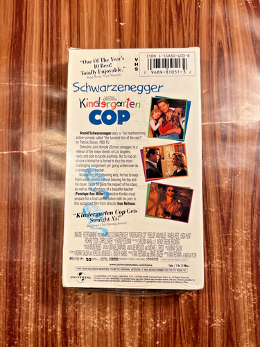 Kindergarten Cop VHS Arnold Schwarzenegger 1990 Movie Comedy Action Drama NEW - Picture 5 of 10