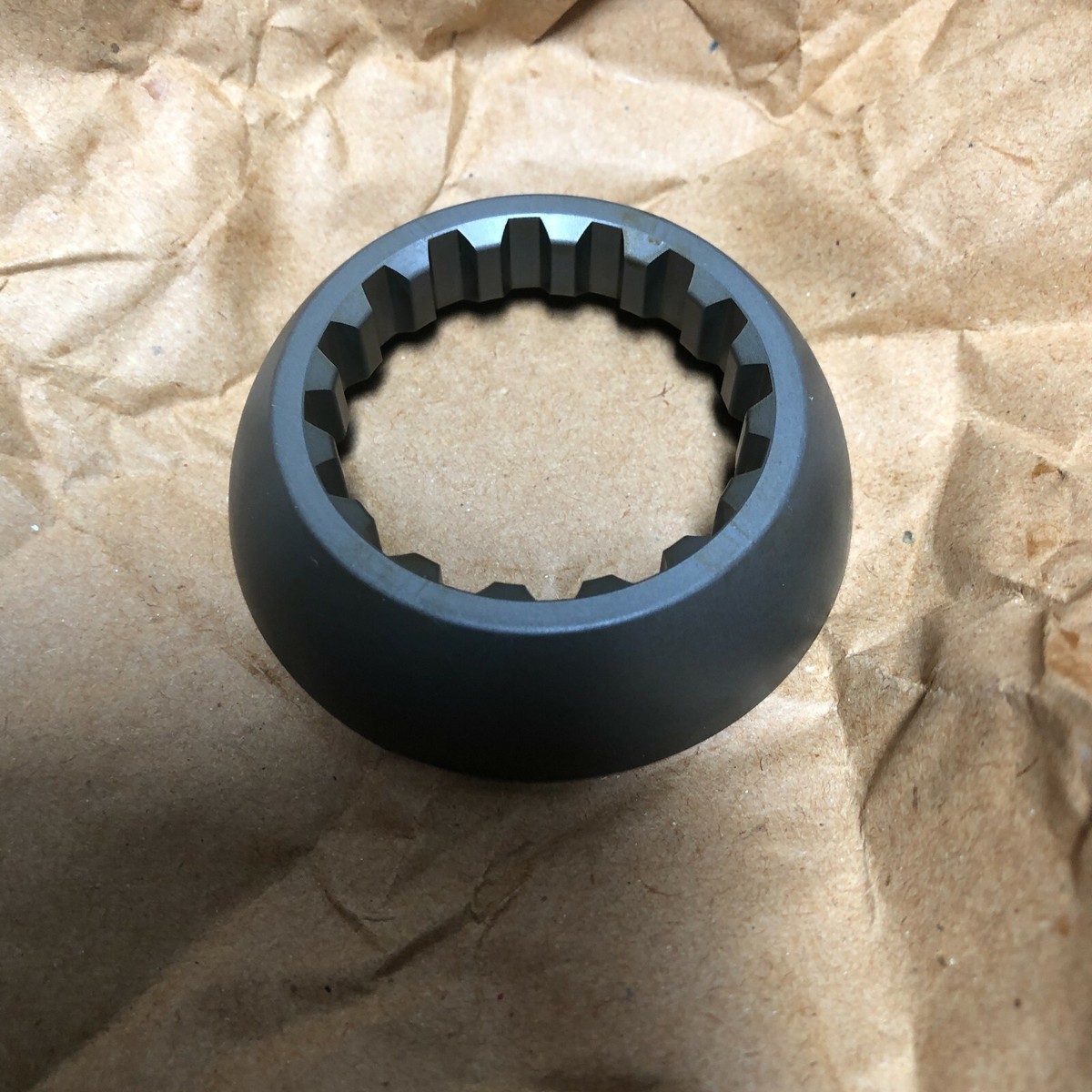 LQ15V00008S113 bushing guide ball fits kobelco sk250-6 swing motor