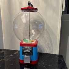 Vending Machine Candy Gumball Capsule Toy Machine For Game Stores Retail Stores