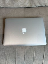 MacBook Air (13-inch, 2017) - 1.8GHz, Dual-Core Intel Core i5