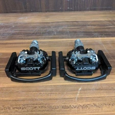 D1031 SCOOTT wellgo 98A pedal left and right with reflector