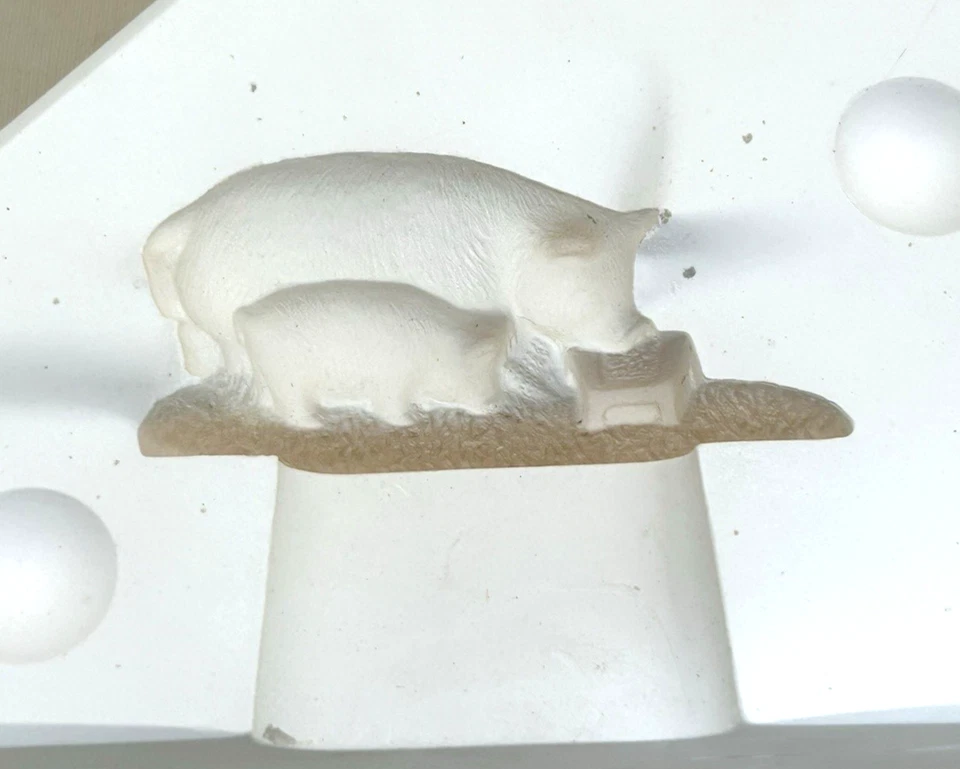 老式拜伦模具猪羊宝宝BH1501陶瓷滑铸模具窑 — 第 4/4 张图片