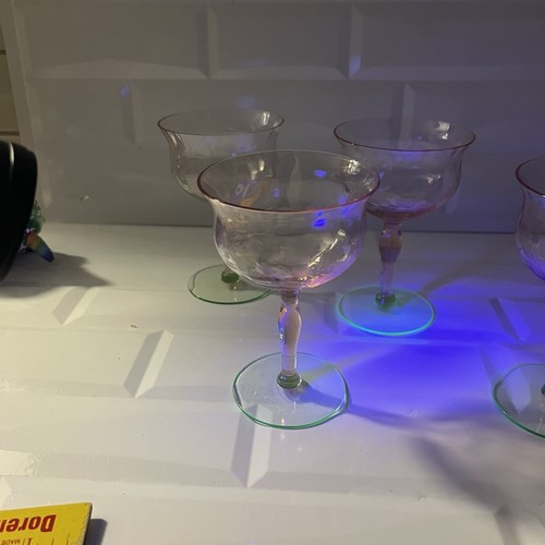 4 PCS TIFFIN ELEGANT GLASS WATERMELON GREEN PINK SHERBETS COCKTAIL GOBLETS - Picture 9 of 12