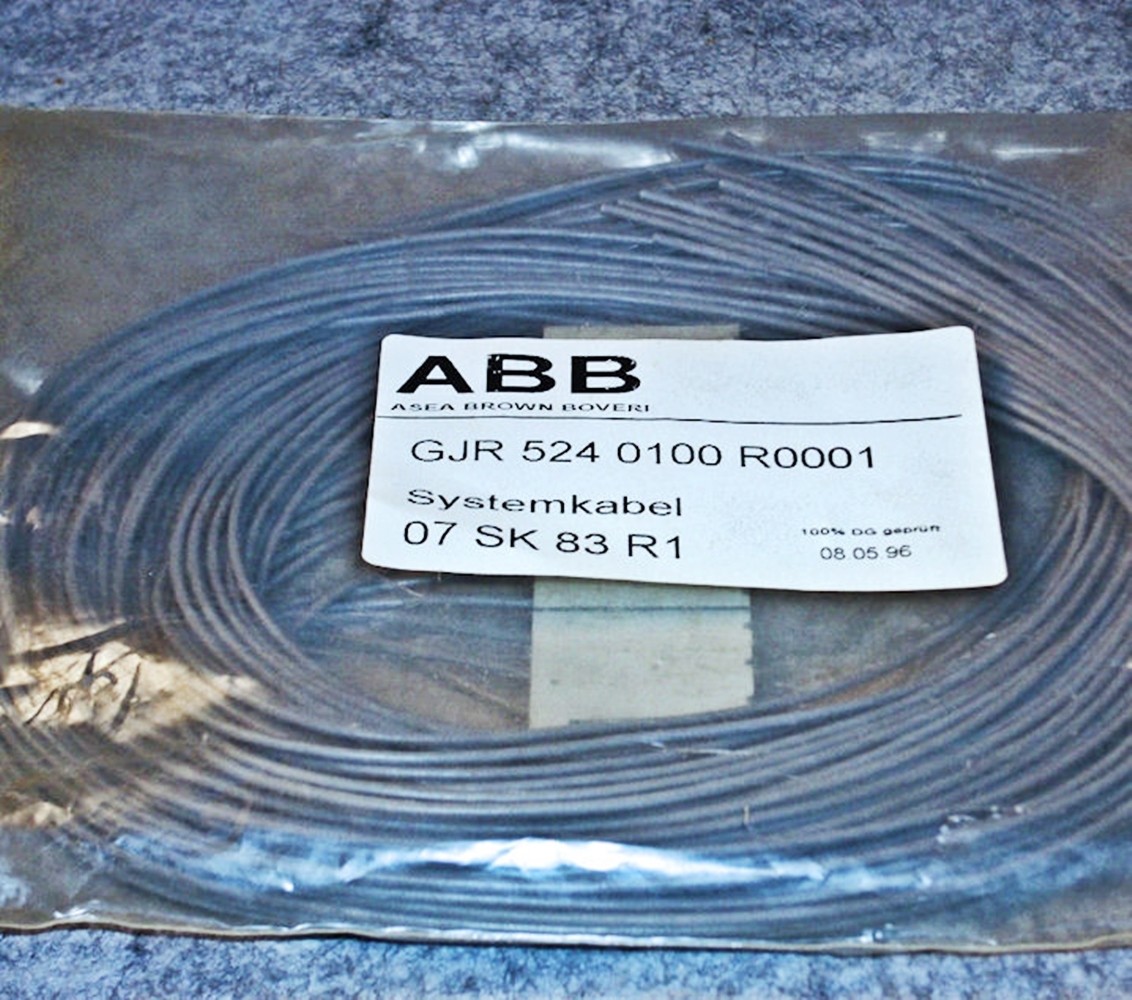 Lot of 4 NEW ABB System Cable Connectors GJR 524 0100 R0001 07 SK 83 R1