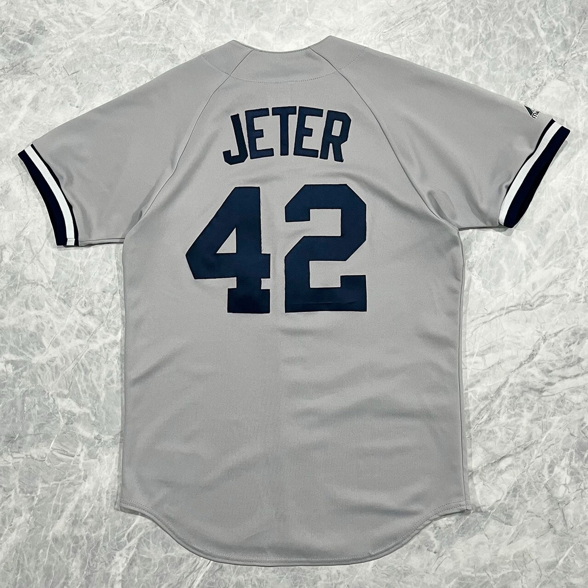 ヤンキース　majestic JETERユニフォーム 00s MLB NEW YORK YANKEES DEREK JETER JACKIE ROBINSON #42 MAJESTIC