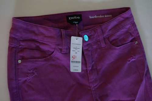 NWT Bebe destruido Heartbreaker Crop Skinny Jeans 28 Púrpura - Imagen 2 de 8