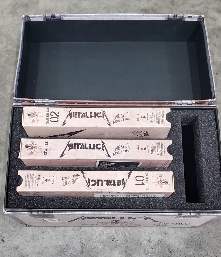 LLICA LIVE SHIT ボックスセット　Tシャツあり Metallica Live Shit: Binge & Purge + T-shirt & Obi Japanese