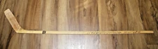 1968-69 STAN MIKITA CHICAGO BLACKHAWKS TEAM SIGNED GAME ISSUED/USED HOCKEY STICK