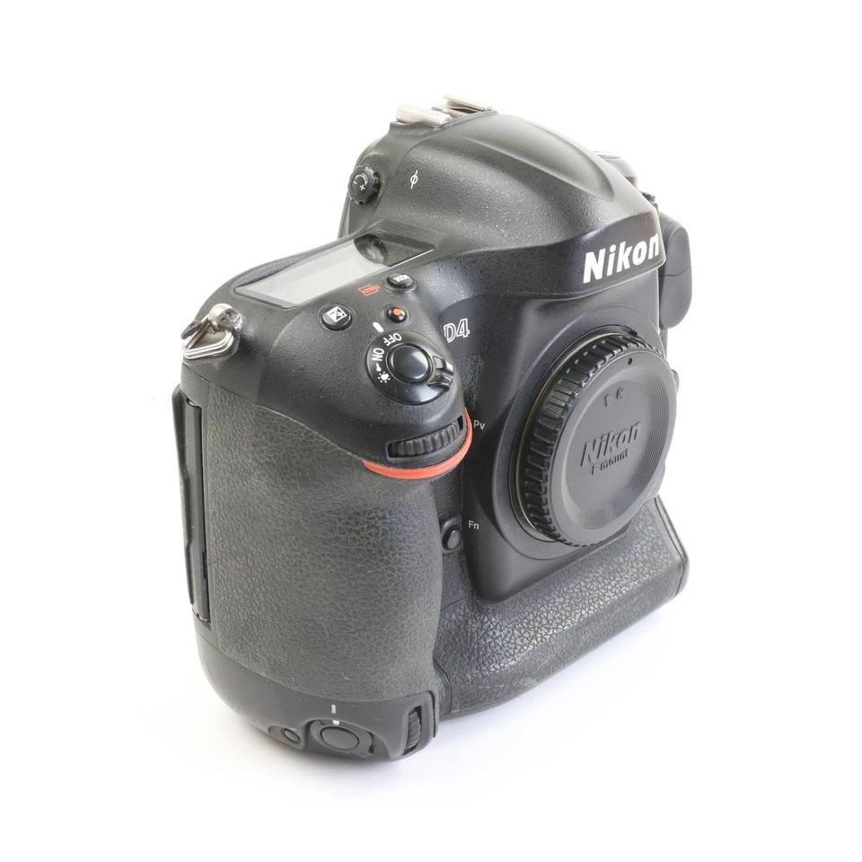 Nikon D4 + 536 Tsd. Auslösungen + Sehr Gut (270291) - Bild 3 von 4