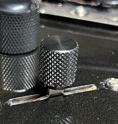 Kinnatone Short Black Knurled Stainless Steel Strat tele Style switch tip Blade
