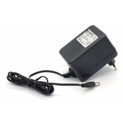1X CHARGER 12/24V FOR BOOSTER STARTING DEVICE ; COMPLETION: NO ;