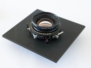 Schneider-Kreuznach APO-Symmar 180mm f/5.6 MC Large Format Lens – Copal No.1