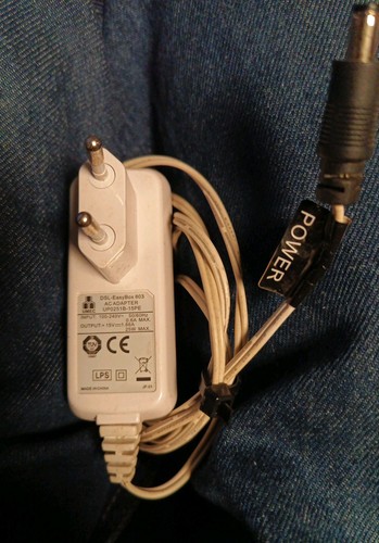 Orginal Netzteil Vodafone DSL EasyBox 803 WLAN Router UP0251B-15PE l 15V 1,66A