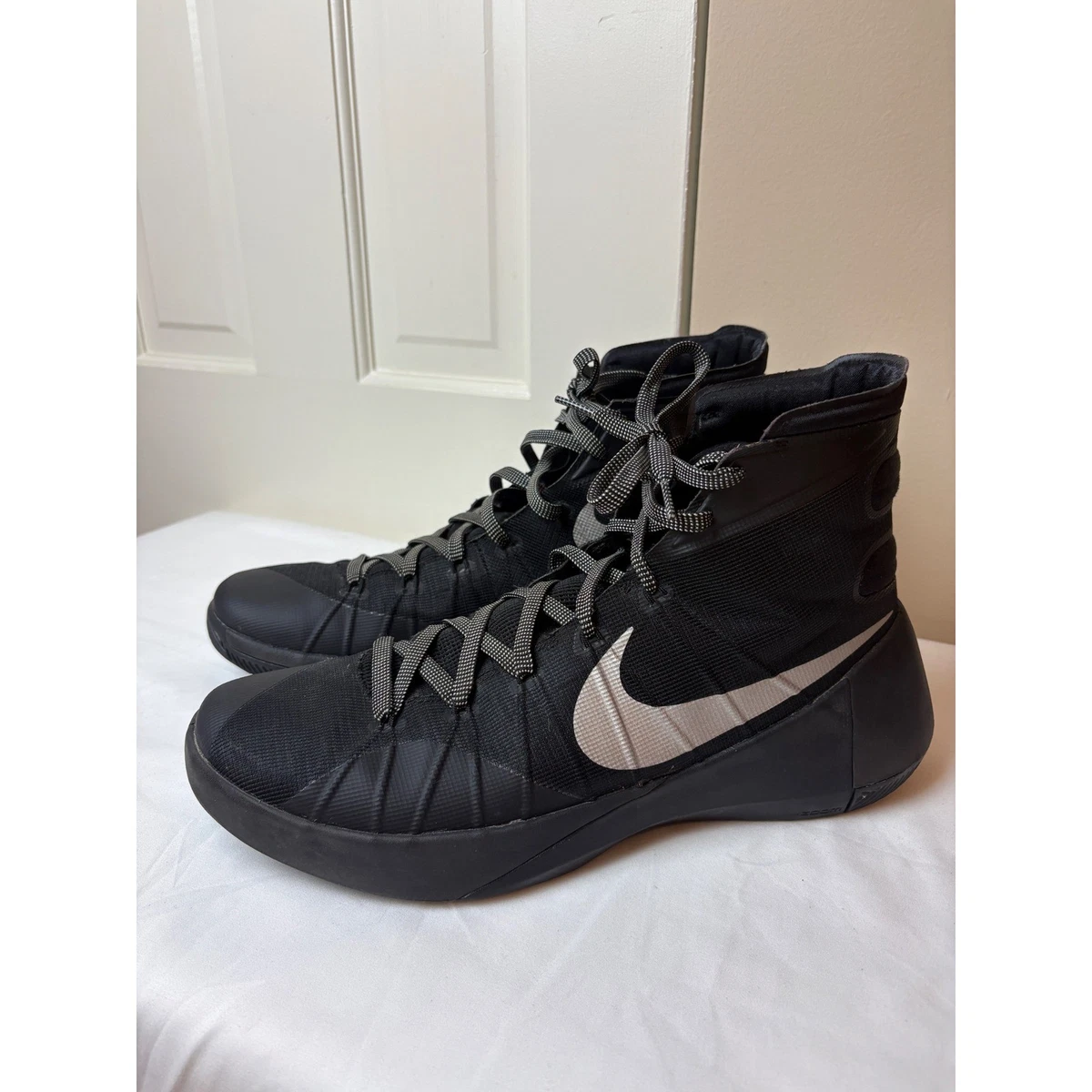 Preços baixos em Nike Hyperdunk 2015 Black | eBay