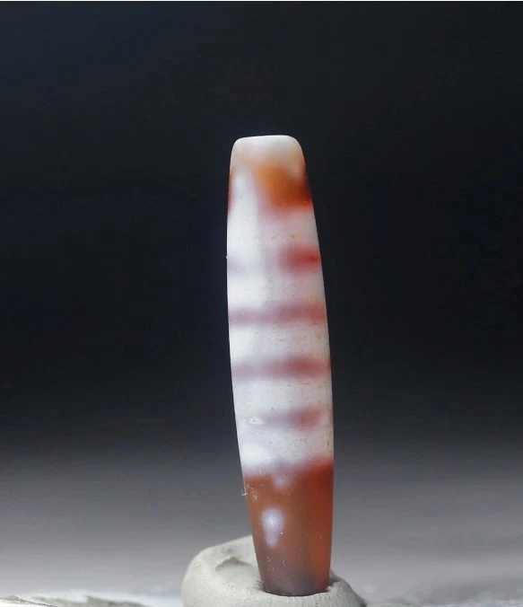 Cuentas medicinales Chung Dzi de 5 rayas carneil rojo indo/tibetano anteriores a 1800 11*49 mm Foto 3 de 3