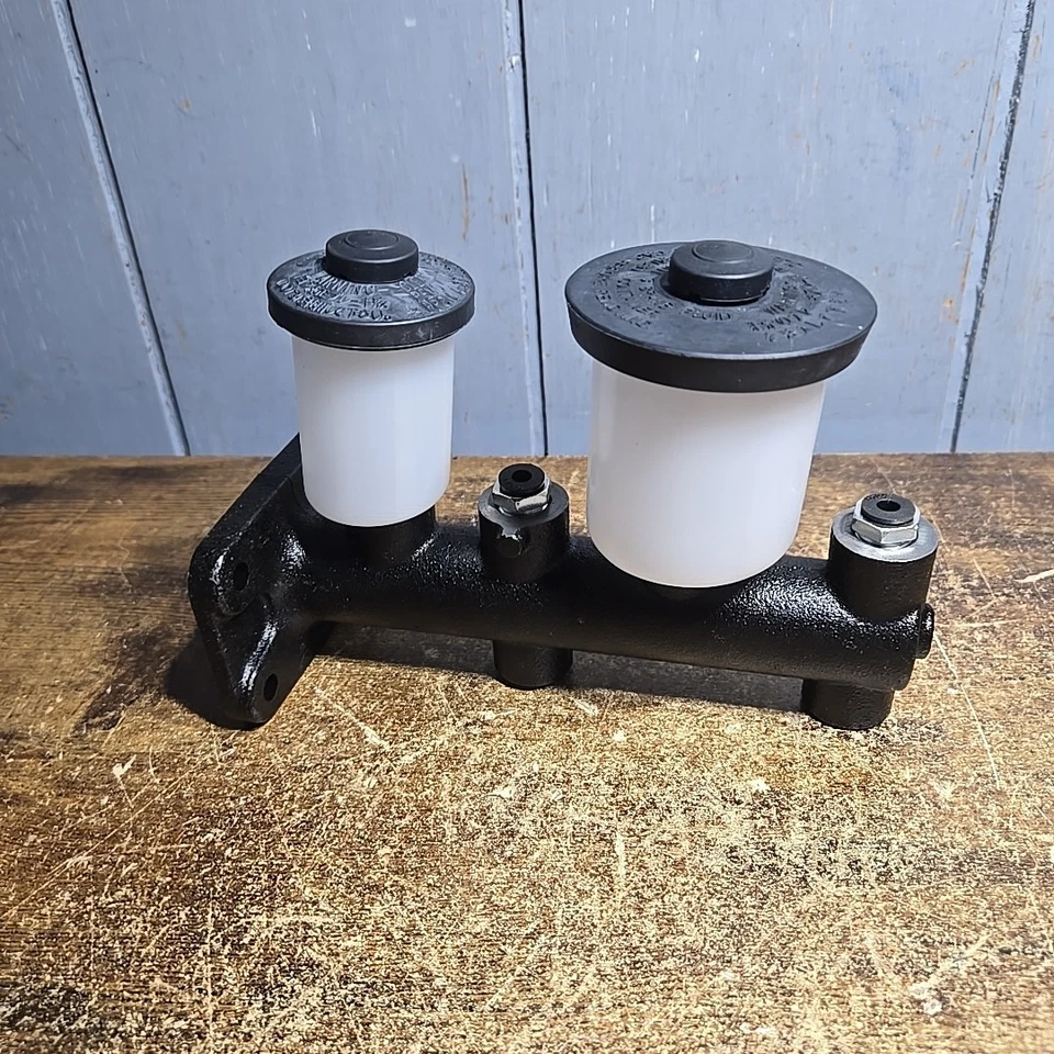 Cilindro maestro de freno Raybestos Element3 para Toyota Land Cruiser 1976-1980 Foto 3 de 4