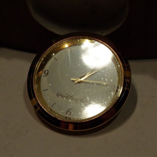 Walt Disney World - Mickey Mouse - Sleeping at Mickey's Vacation Desk Clock *VGC - Picture 14 of 23