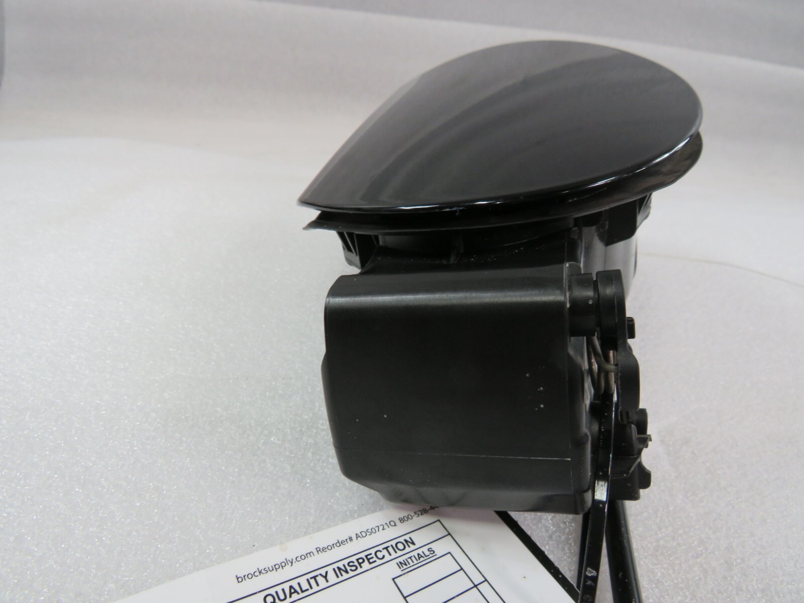 Maserati Ghibli, Fuel Filler Door, w/ Pocket, Used, P/N 670009376