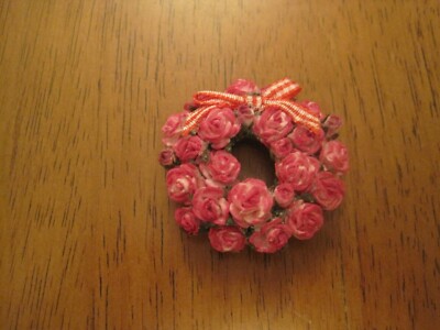 Rose Filled Wreath dollhouse miniature 1:12 scale Artisan Made