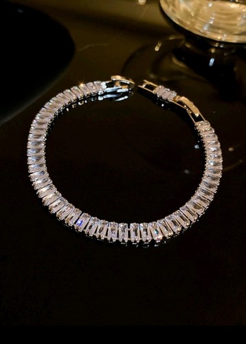 Impresionante pulsera glamorosa de circonitas cúbicas - Imagen 3 de 5