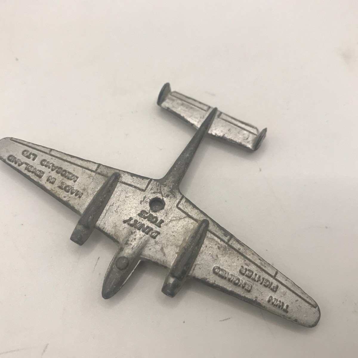 DINKY TOYS 70D TWIN ENGINED FIGHTER AEROPLANE VINTAGE USED CONDITION C PICTURERS