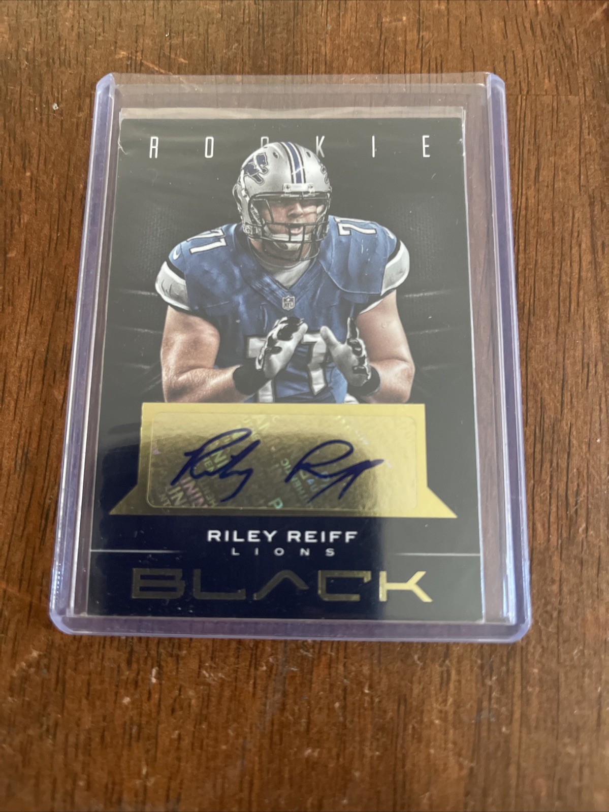 Riley Reiff Panini Black #180 Rookie Signature-Gold