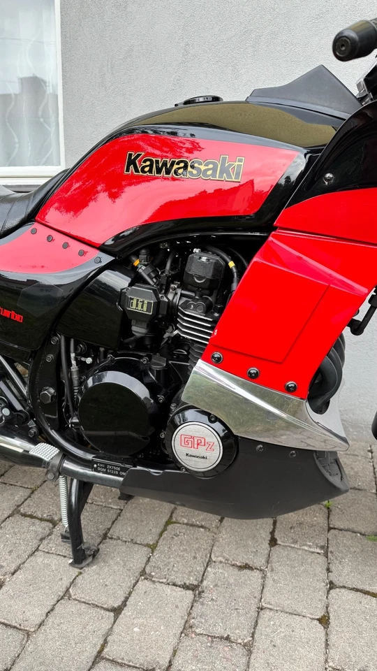 kawasaki gpz 750 turbo 1984 in wonderful restored and working condition. LOOK! - Bild 4 von 4