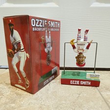 Ozzie Smith Cards, Rookie Cards and Autographed Memorabilia Guide 14