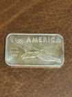 Vintage American Argent Mint 1 Troy Oz .999 Fine Silver Bar Eagle US Coin