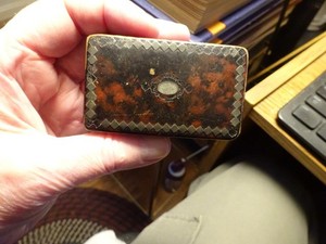 CIVIL WAR ERA SNUFF BOX "Paper Mache Faux Tortoise Shell Lacquer Ware"