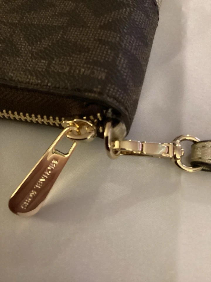 Cartera de muñeca Michael Kors, nueva sin etiquetas Foto 4 de 4