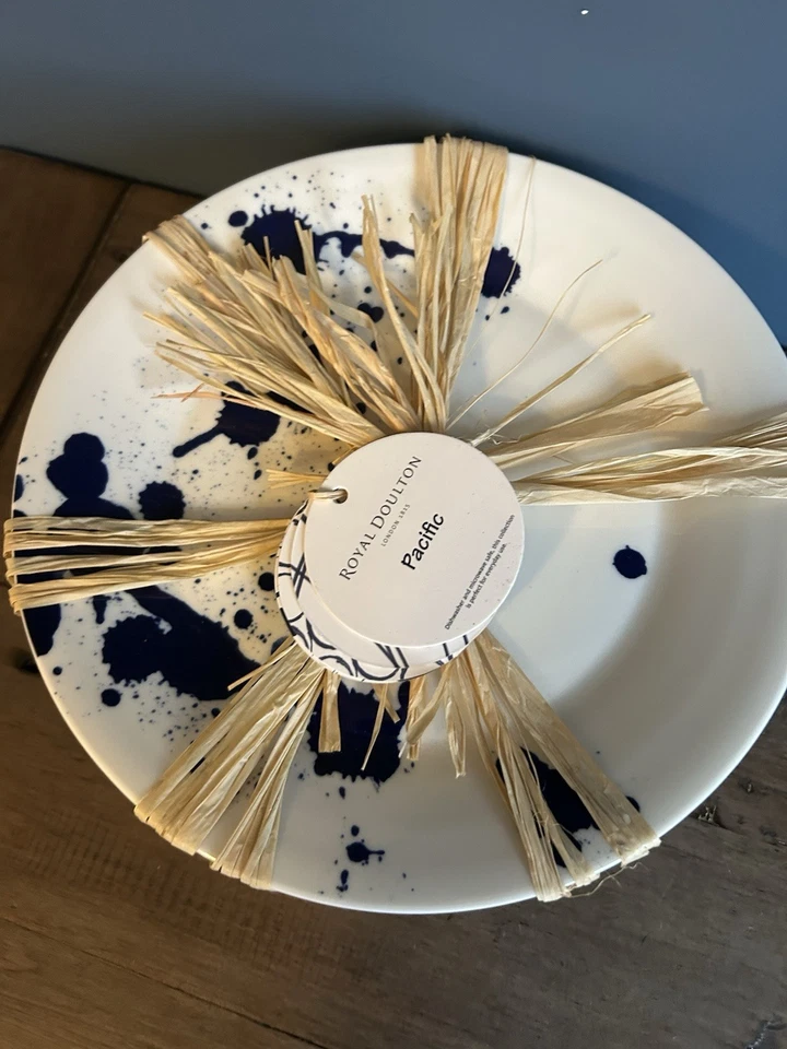 Royal Doulton Side Salad Dessert Plates Pacific Blue White & Blue 6 Designs New - Image 2 of 4