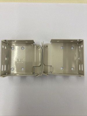 Jalousie 50 mm Metall Endkasten Befestigungswinkel - hellbeige