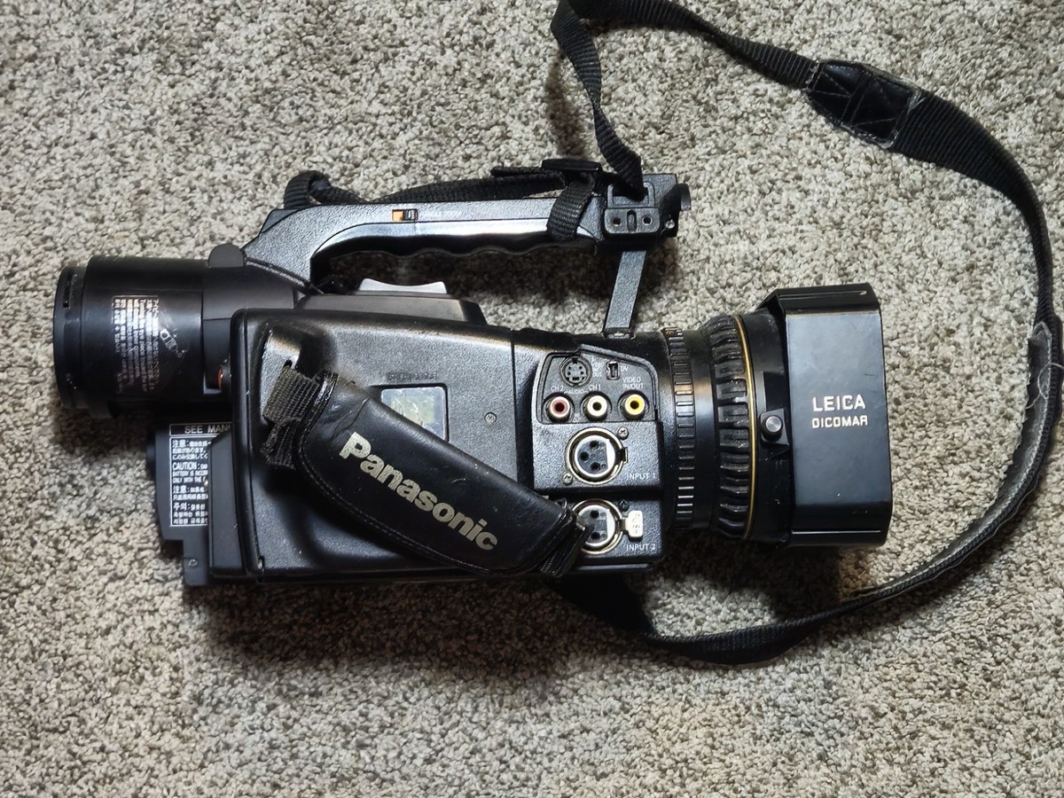 Panasonic AG-DVX100B 3-CCD Mini-DV Cinema Camcorder | eBay