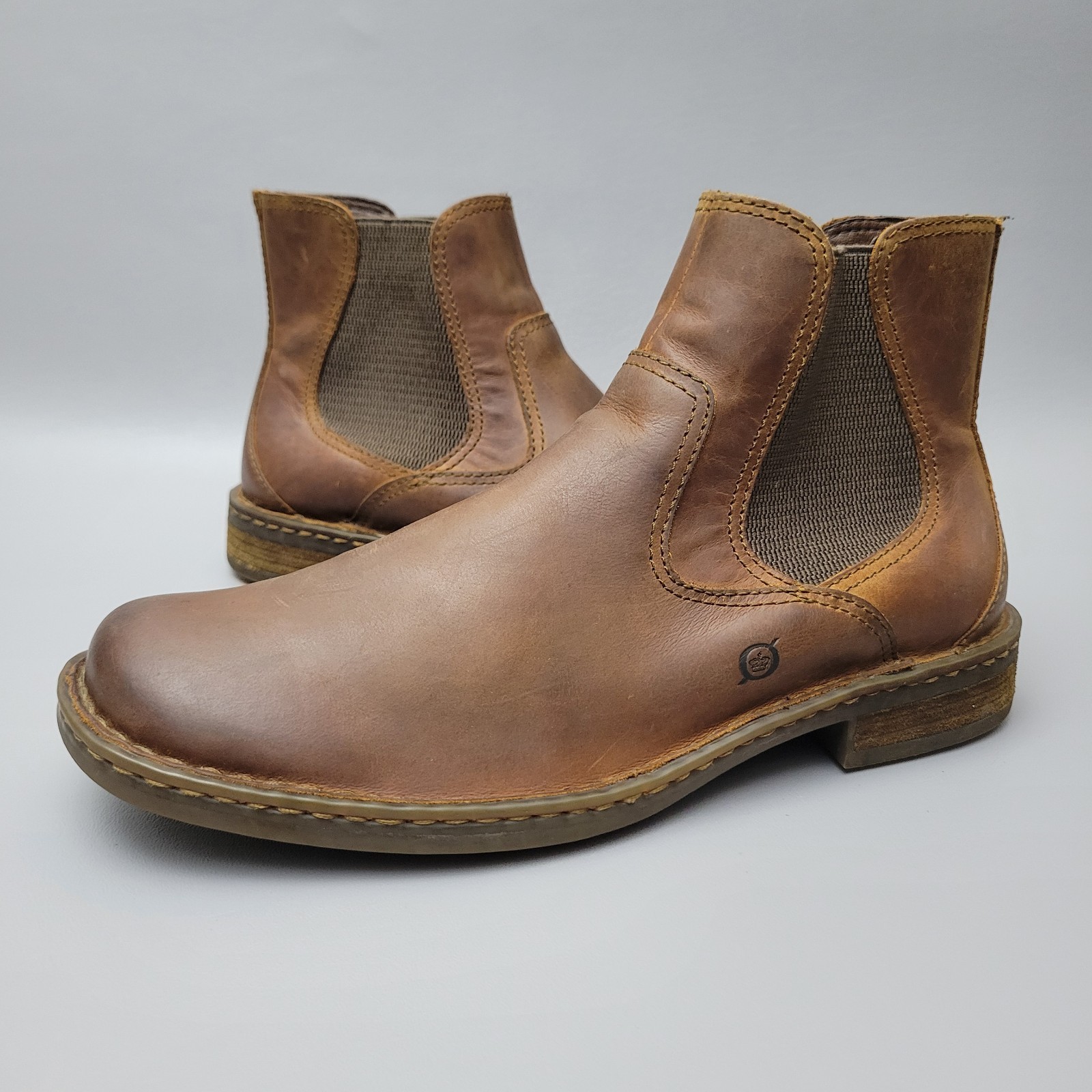 SAOLA Stivali uomo Born Hemlock taglia 12 M pelle marrone Chelsea pull on Opanka suola a strappo