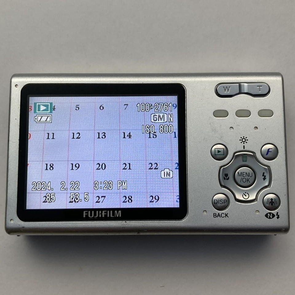 Fujifilm FinePix Z Series Z5fd 6.3MP Digital Camera Mocha brown