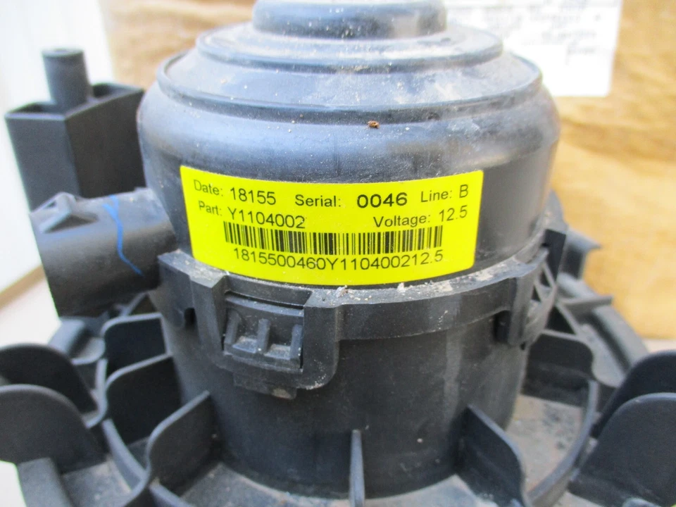 HVAC Blower Motor and Wheel ACDelco GM Original Equipment 15-81701 - Image 4 of 4