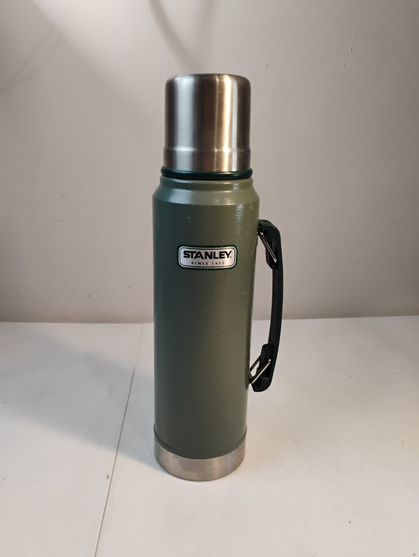 Stanley Classic Vacuum Bottle