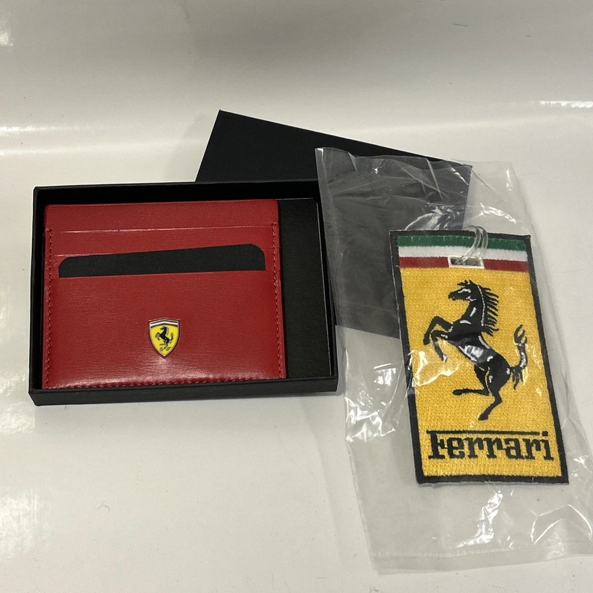 Portefeuille Court Ferrari Homme - Cuir Synthétique Noir, Logo, Pliable, Porte-Cartes/Photos