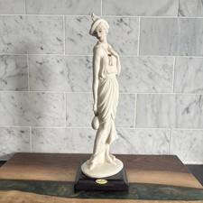 Vintage Giuseppe Armani Lady With Handbag Porcelain Figurine Italy 1987